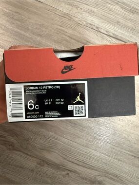 Nike Jordan 12 Retro Toddler Shoe Box - White/University Blue